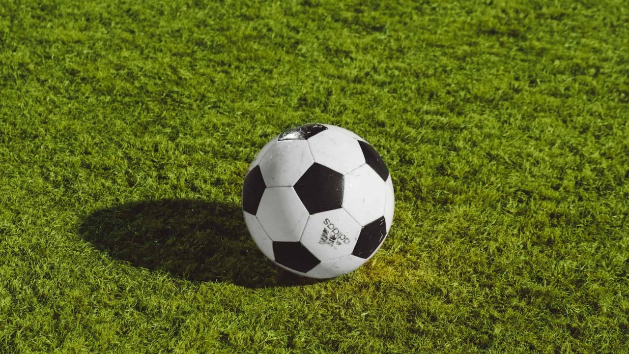 Bola