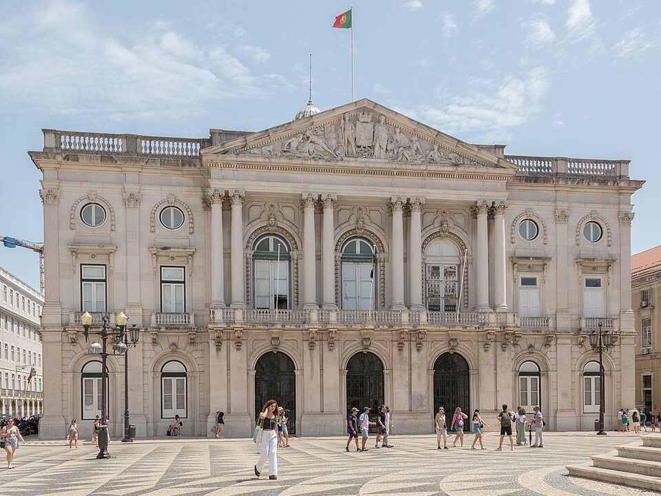 Ayuntamiento,_Lisboa,_Portugal,_2022-07-24,_DD_14